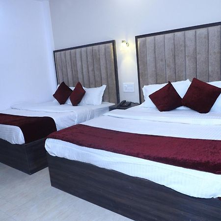 The Divine Oak Hotel Катра Екстериор снимка