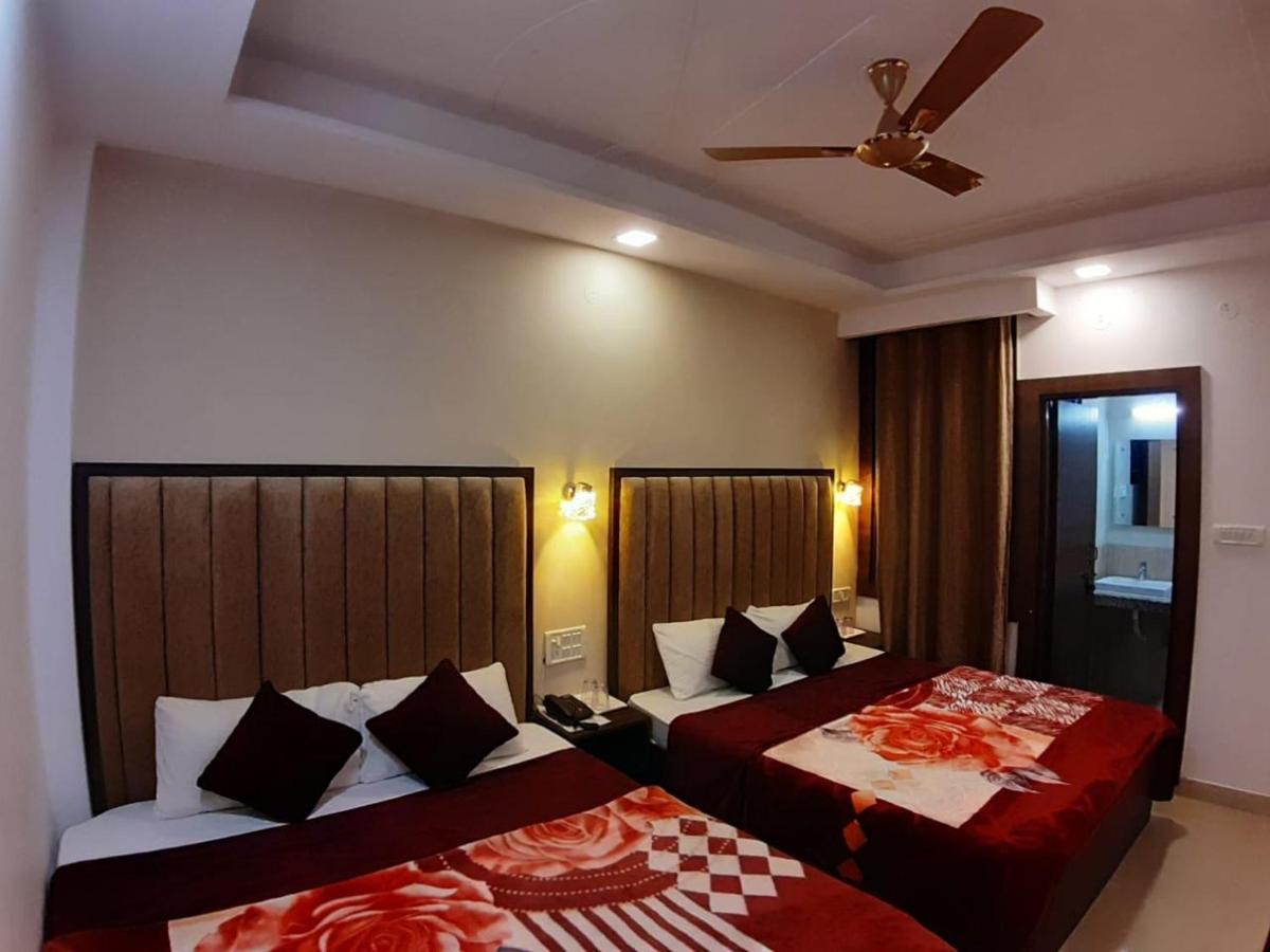 The Divine Oak Hotel Катра Екстериор снимка