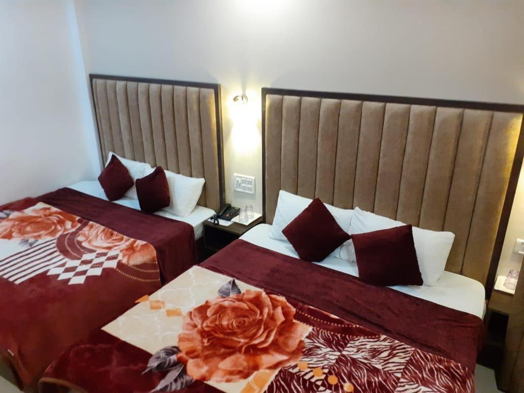 The Divine Oak Hotel Катра Екстериор снимка