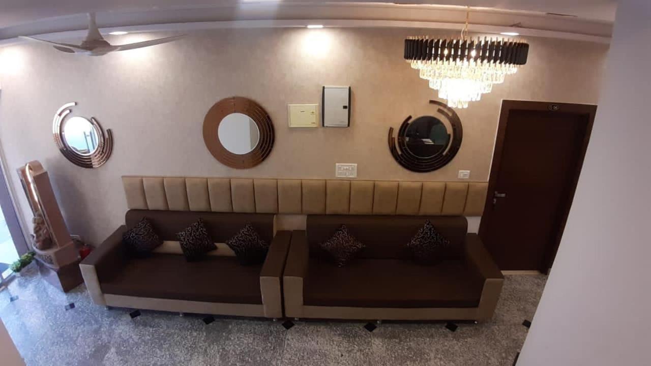The Divine Oak Hotel Катра Екстериор снимка